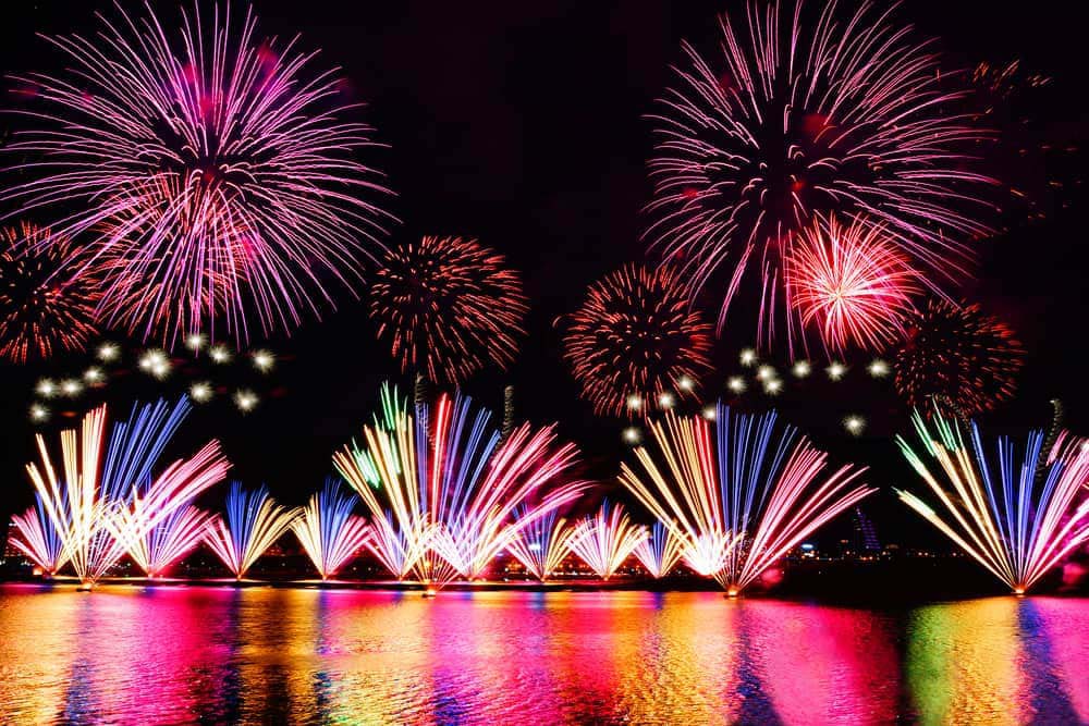 Massive Fourth of July fireworks display lights up the Florida waterfront as officials warn dry weather and drought conditions could increase fire risks during holiday celebrations.